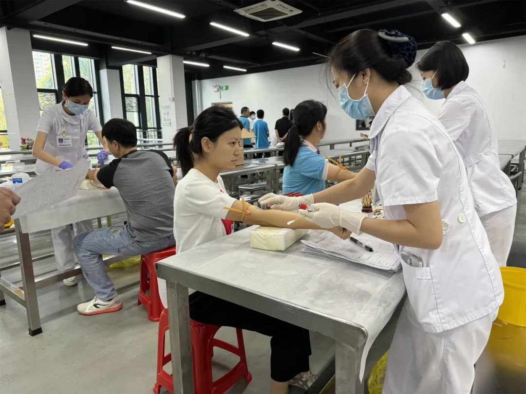 嘉年印務(wù)加強(qiáng)員工健康保護(hù)，進(jìn)行年度普工體檢